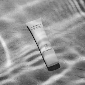 Kem chống nắng Thermal Airy Tone-Up Calmomentree Thermal Airy Tone-Up Sun Cream 50ML